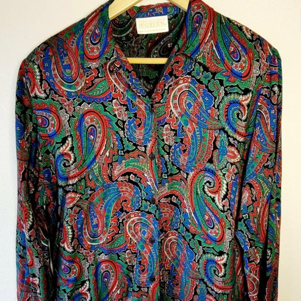 Vintage PENDLETON 80’s Paisley Button Down Long Sleeve Blouse Made in US Size L